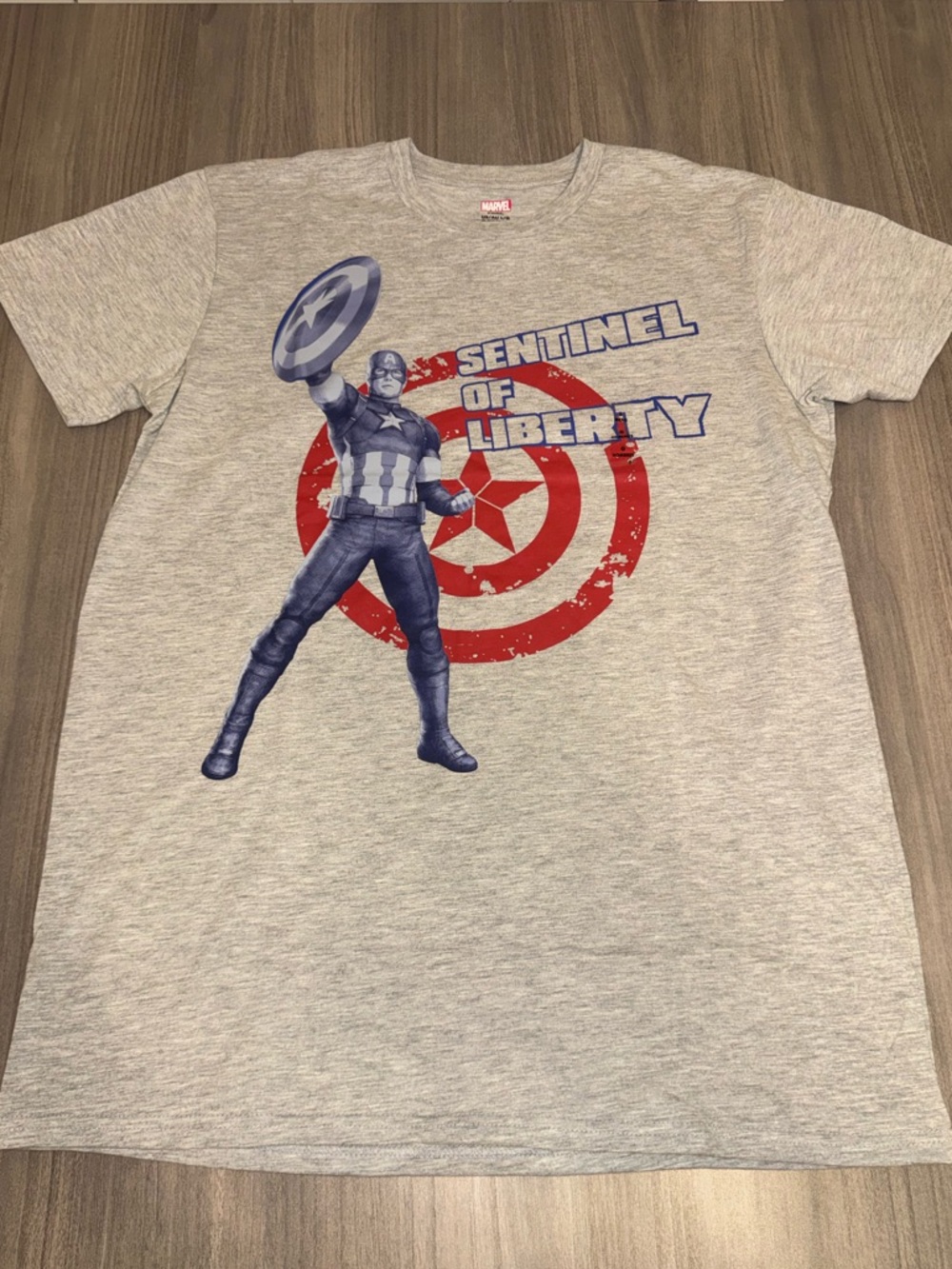 Marvel Captain America Sentinel of Liberty Graphic Tee - Gray/Red/Blue Size L
